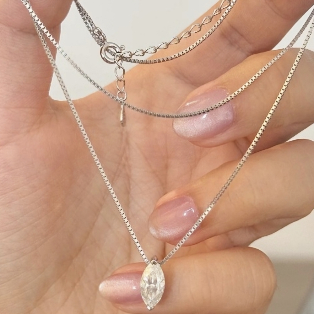 2 CT* VVS1 Marquise-cut Solitare Moissanite Pendant * New